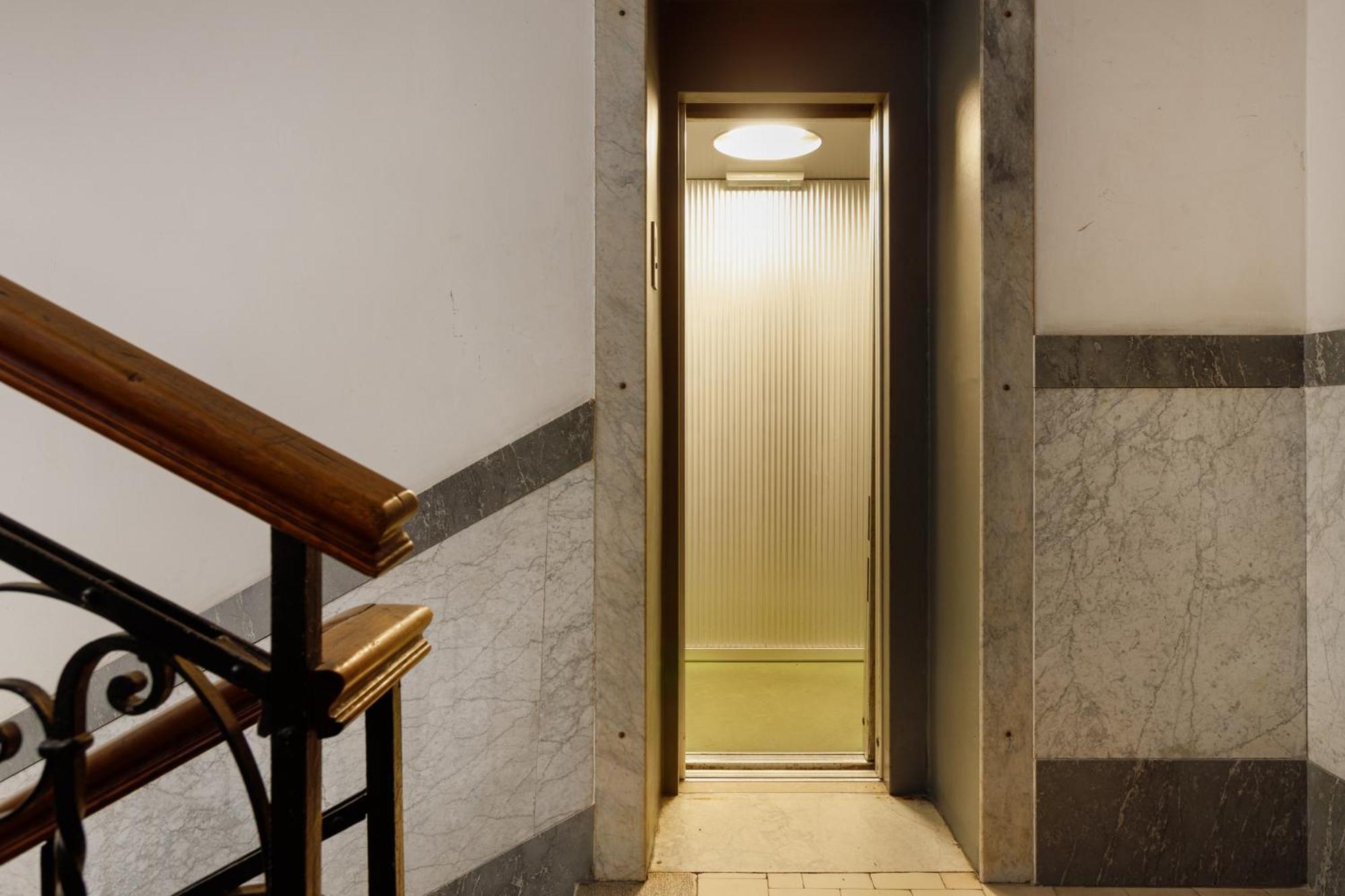 Central Trieste - Elegant City Stay Экстерьер фото